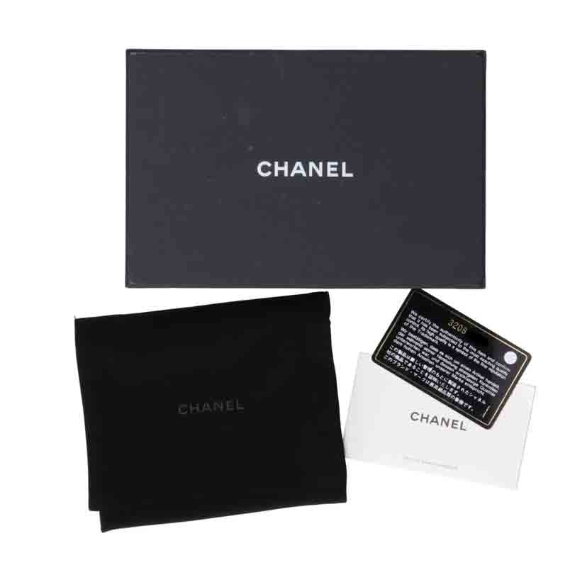 CHANEL シャネル CHANEL ミニミニマトラッセ チェーンショルダー キャビアスキン ホワイト 32080717/ミニミニマトラッセチェーンショルダー/キャビアスキン白//320*****/Aランク/37