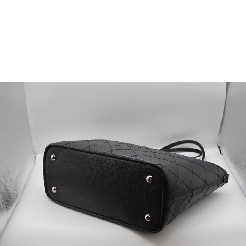 CHANEL シャネル/キャビアスキンオンザロードレザートート/A92211//20170547/Aランク/89