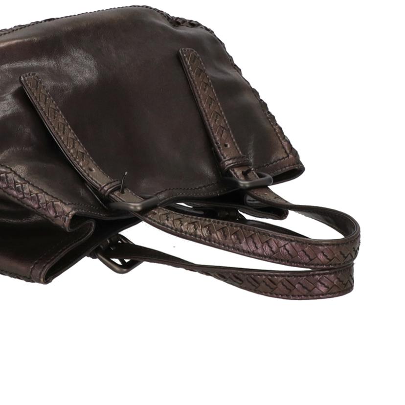 BOTTEGA VENETA ボッテガヴェネタ/イントレチャートステッチハンドバッグ/245322//Aランク/75