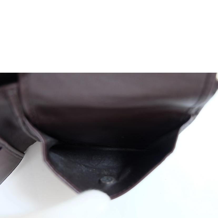 GUCCI グッチ/シマレザー二つ折り財布/233102//1147/Bランク/71