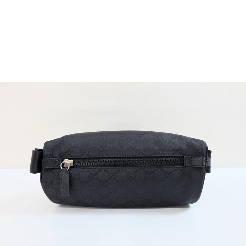 GUCCI グッチ/GGナイロンボディバック/449182//527***/Aランク/71