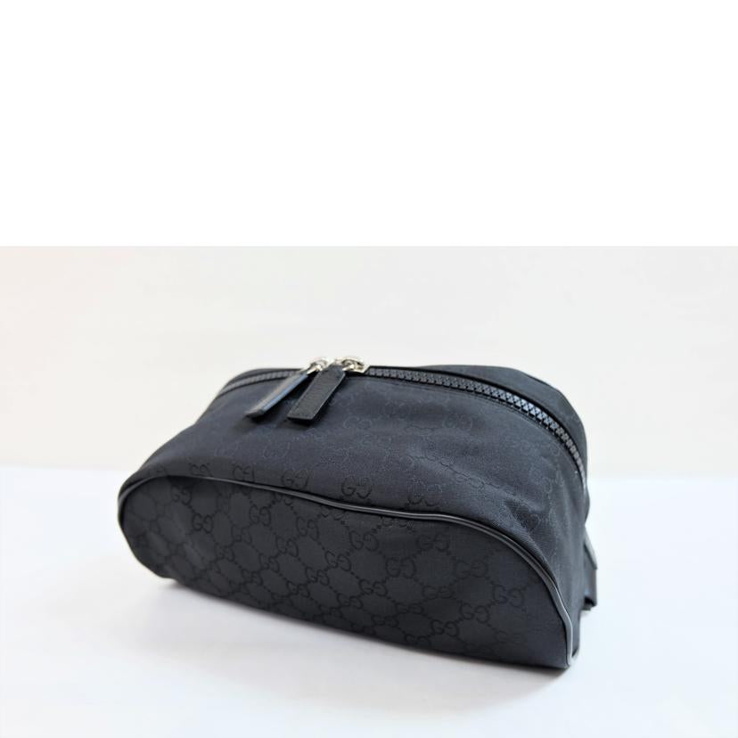 GUCCI グッチ/GGナイロンボディバック/449182//527***/Aランク/71
