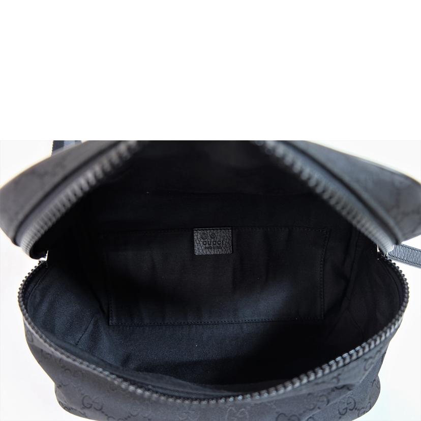 GUCCI グッチ/GGナイロンボディバック/449182//527***/Aランク/71