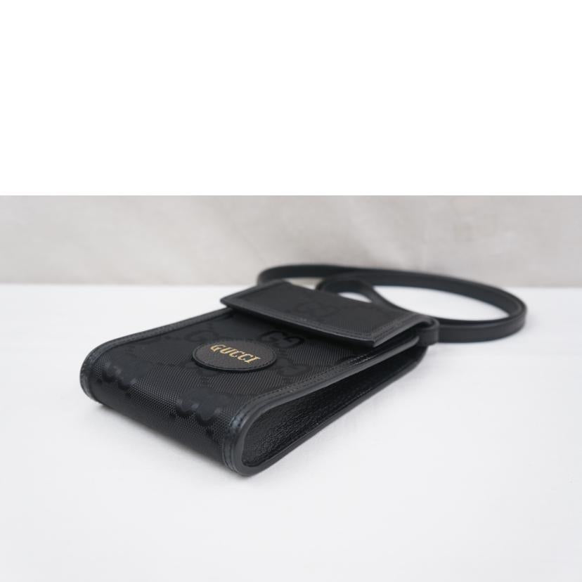 GUCCI グッチ/オフザグリットミニバックGGナイロン/625599//1147/Aランク/67