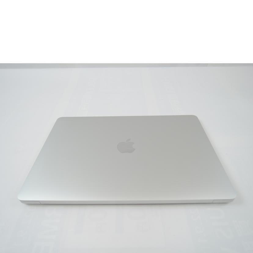 Apple アップル/Mac Book Air/シルバー/MGN93J/A//FVFH9BWWQ6L7/Aランク/06