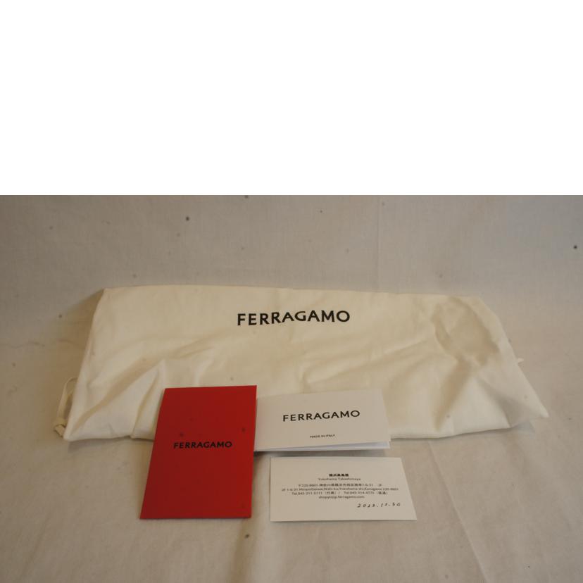 Ferragamo フェラガモ/HUG POUCH クラッチショルダーブラック//ABランク/92