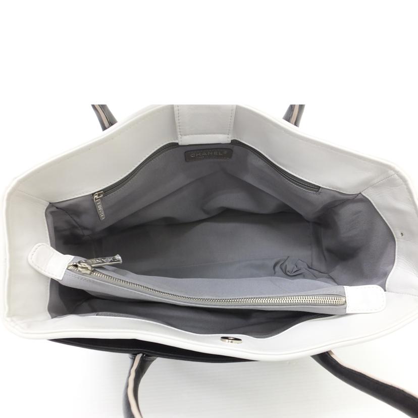 CHANEL シャネル/ココマークラムスキントート/黒×白/Gカード//127*****/Bランク/88