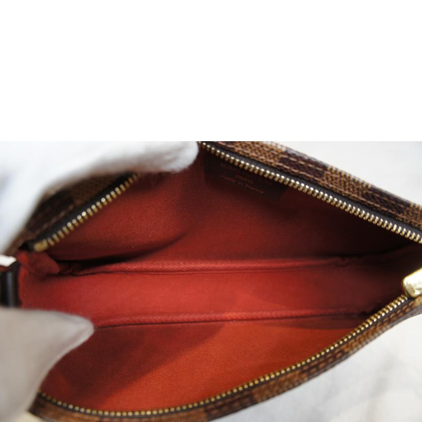 LOUIS VUITTON ルイヴィトン ルイ・ヴィトン ビトン ダミエ・エベヌ 市松模様 ブラウン 茶 ポーチ ショルダーバッグ ハンドバッグ トートバッグ ブラウン メンズ レディース 定番 人気 LV 斜め掛け 肩がけ/ポシェット・アクセソワール/ダミエ/エベヌ/N41206//FL0***/Aランク/92