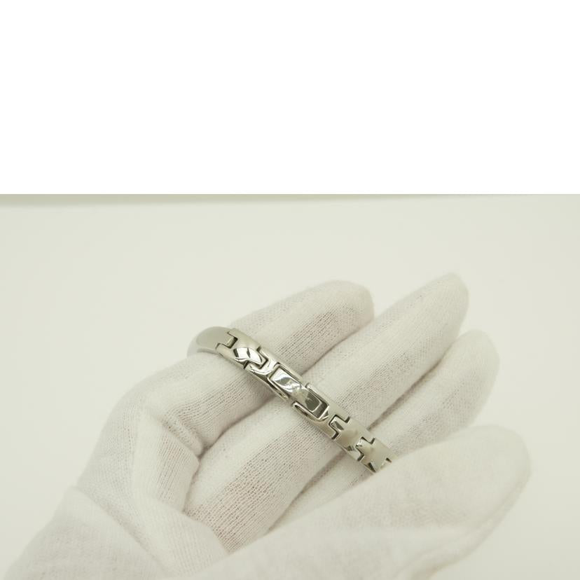 Ferragamo フェラガモ/ガンチーニ バングルウォッチ/レディースクォーツ/SFIK 01020//121916211848/Aランク/75