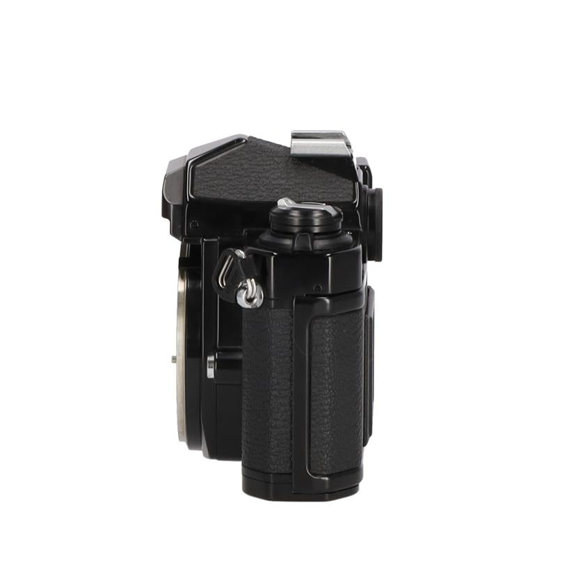 Nikon ニコン/フィルムカメラ本体/New FM2 ブラック//7735887/Bランク/75