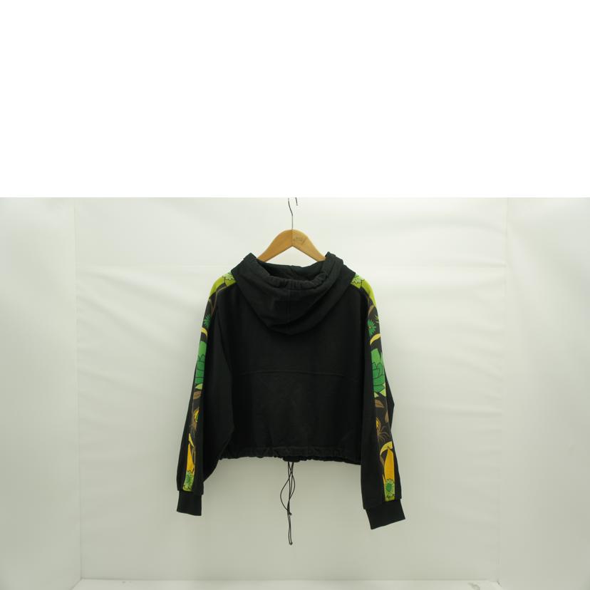 FENDI フェンディ/FENDI クロップド丈ロゴパーカー/FS7291AC33//BCランク/82