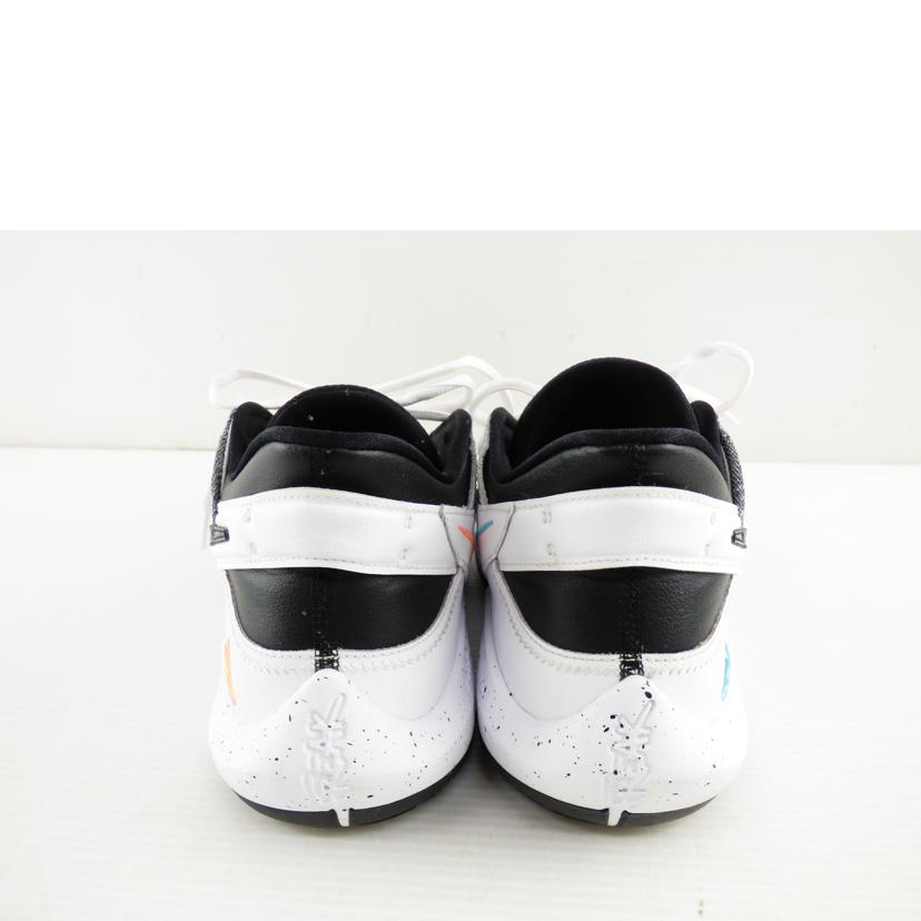NIKE ナイキ/ZOOM FREAK2/CK5424-101//Aランク/64