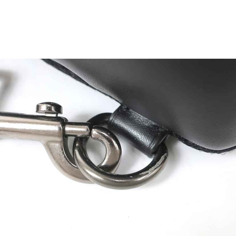 COACH コーチ/ナイロンレザーボディーバック/F56877//Aランク/65