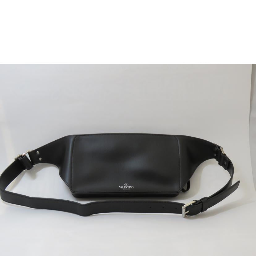 VALENTINO/VLTNレザーボディバック/ノワール/SY2B0719WJW//Aランク/90