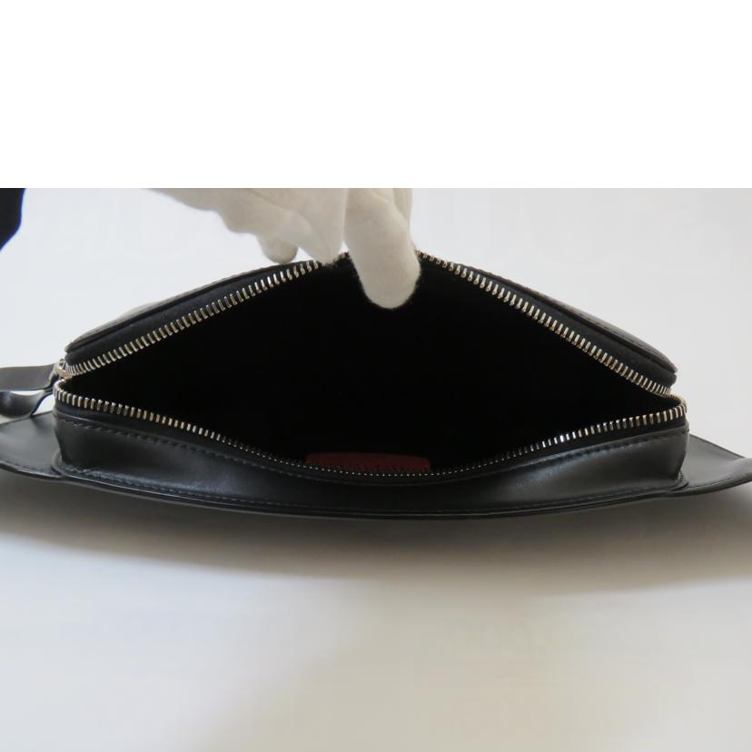 VALENTINO/VLTNレザーボディバック/ノワール/SY2B0719WJW//Aランク/90