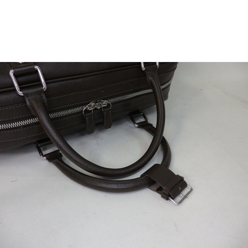 LV ルイヴィトン/スタニスラフ/タイガ/グリズリ/M31158//CA2***/Bランク/84