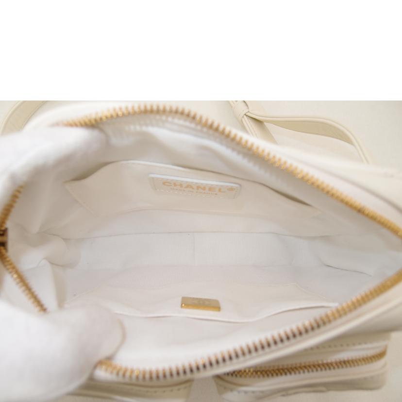 CHANEL シャネル レザー チェーンショルダー 白 ゴールド金具 レディース /スモールカメラショルダー/ホワイト/AS2923//JCC*****/Aランク/69