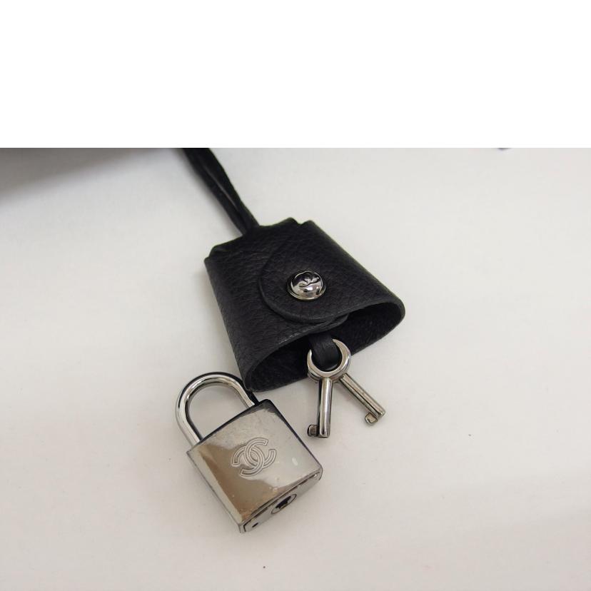 CHANEL シャネル/ココマーク/レザーミニボストンバッグ/ブラック//10881285/Aランク/04