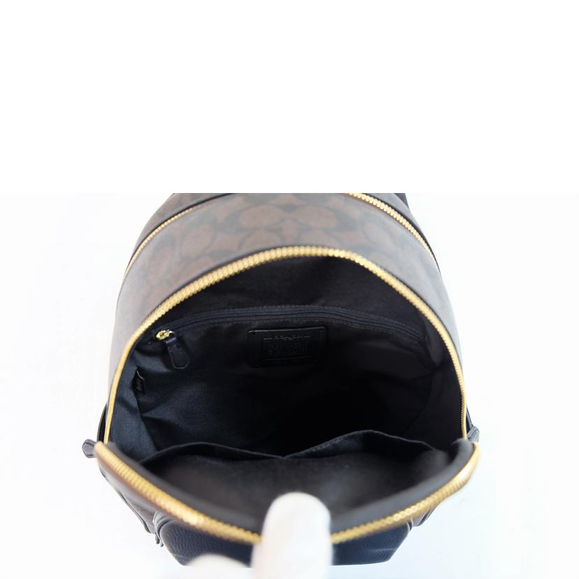 COACH コーチ/シグネチャーPVCレザーバックパック/5671//G2121/Aランク/71