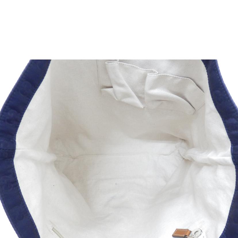 GUCCI グッチ/GGナイロントートバッグ/295252//Bランク/88