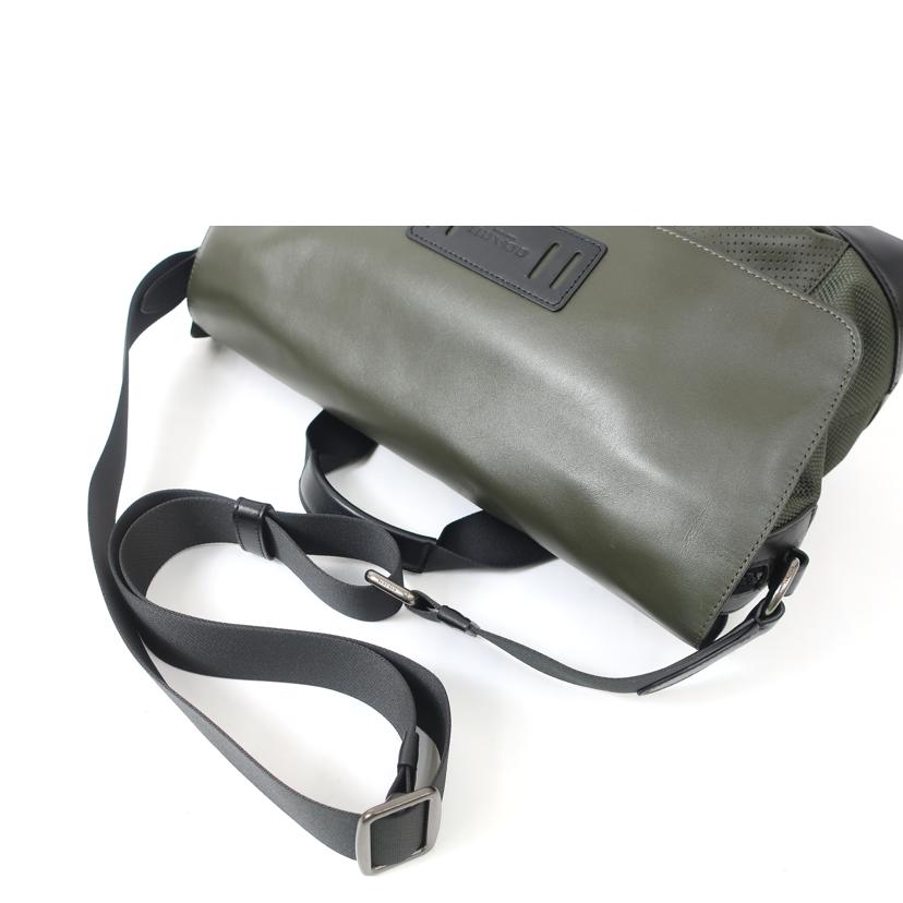 COACH コーチ/テレインバイクバック メッセンジャーパフォレイテッドレ ダークカーキ/F24673//Aランク/65