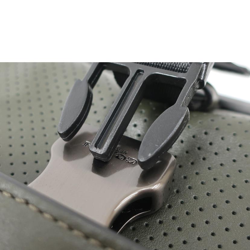 COACH コーチ/テレインバイクバック メッセンジャーパフォレイテッドレ ダークカーキ/F24673//Aランク/65