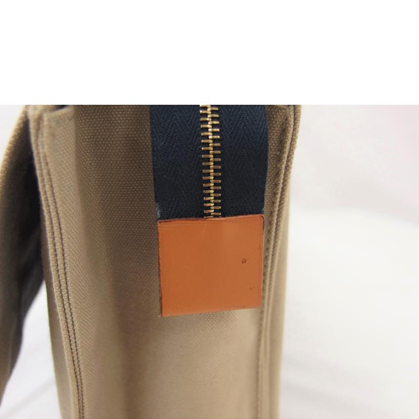 HERMES エルメス/タピドセル/クラッチバッグ/ネイビー×ベージュ//ABランク/04