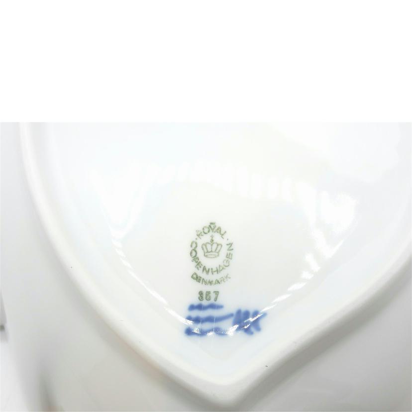 ROYAL COPENHAGEN ロイヤルコペンハーゲン/ブルーフラワー 葉型ディッシュ//ABランク/02