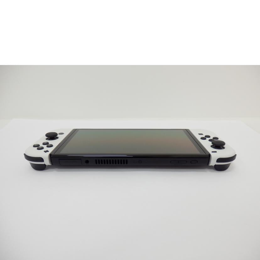 NINTENDO 任天堂/有機ELスイッチ本体ホワイト/HEG-S-KAAAA//XTJ50092994473/ABランク/88