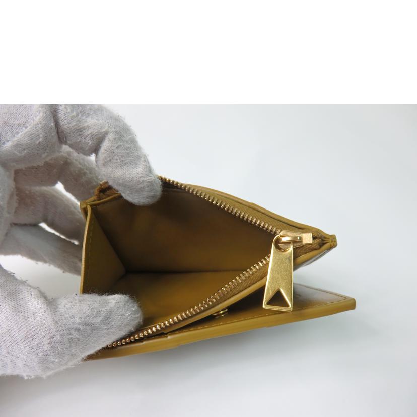 BOTTEGA VENETA ボッテガ・ヴェネタ/カセットイントレチャートコンパクト財布/706010//P02203672P/SAランク/84