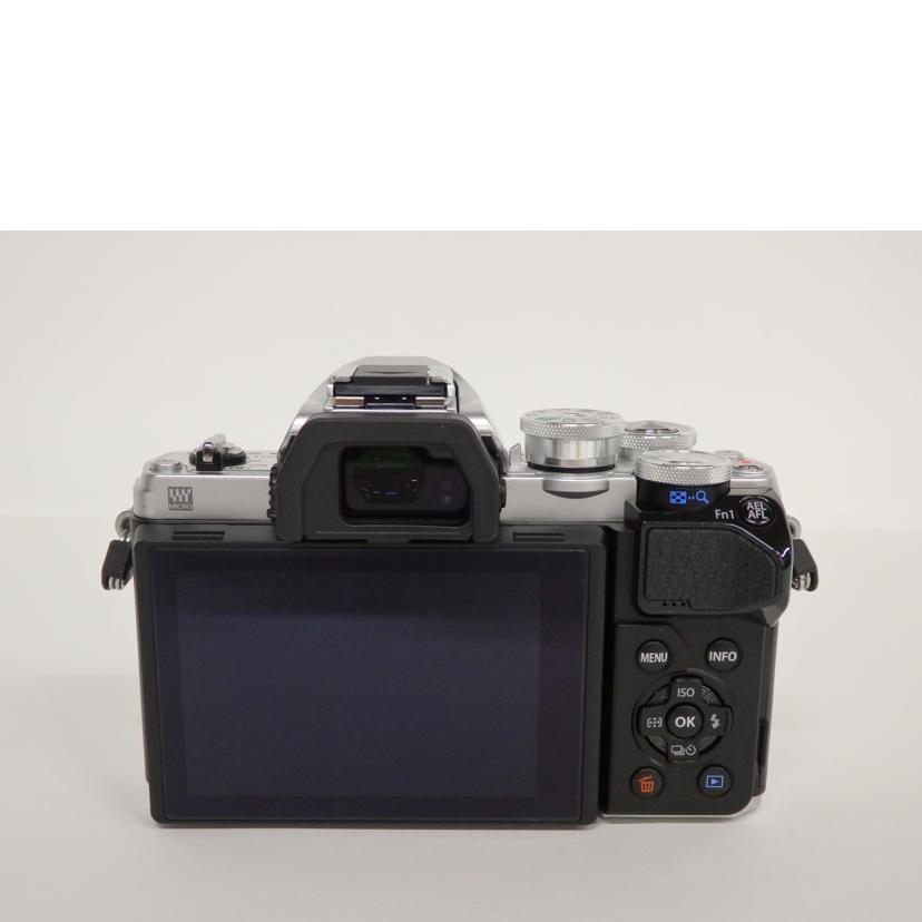 OLYMPUS オリンパス/ミラーレス一眼/E-M10 MarkIIIダブルズームキット/E-M10 MarkIIIダブルズームキット//BHXC05945/Aランク/07