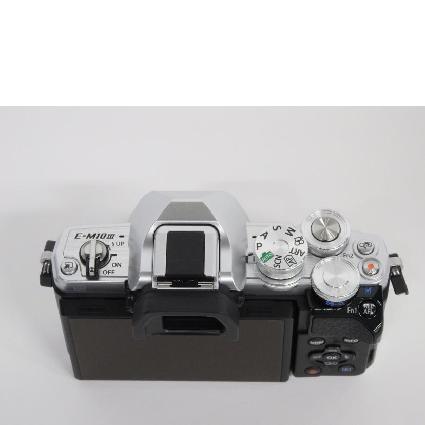 OLYMPUS オリンパス/ミラーレス一眼/E-M10 MarkIIIダブルズームキット/E-M10 MarkIIIダブルズームキット//BHXC05945/Aランク/07