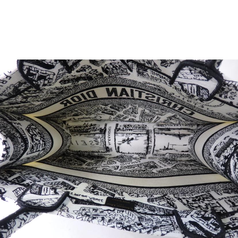 Christian Dior クリスチャン ディオール/プランドゥ パリ エンブロイダリー/白×黒/M1296ZOMP_M041 //50-*******/SAランク/84