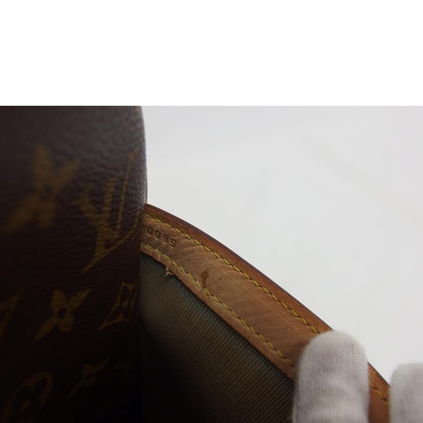 LV ルイ・ヴィトン ショルダーバッグ メッセンジャーバッグ 肩掛け /リポーターGM/モノグラム/M45252//SP0***/ABランク/04