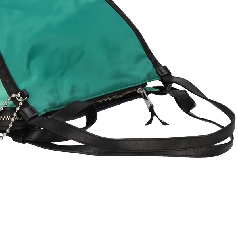 MARC JACOBS マークジェイコブス/スポーツトート/ラバーチャーム付き//ABランク/75