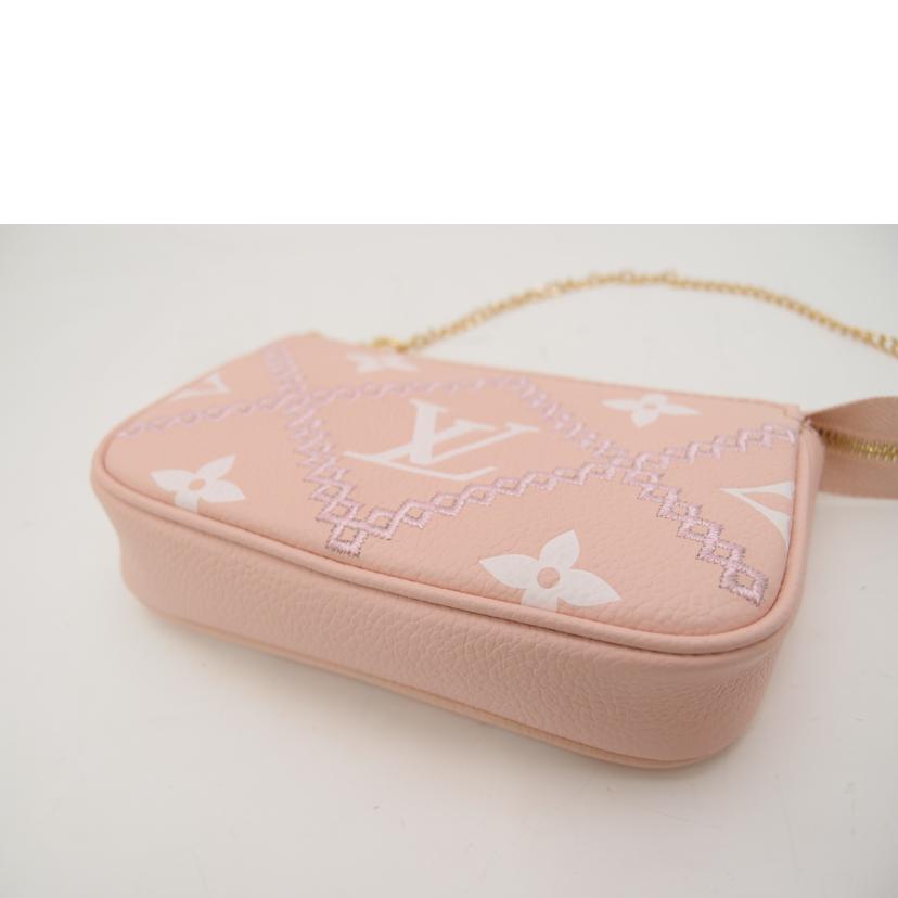 LOUIS VUITTON ルイヴィトン ハンド ピンク /ミニポシェット・アクセソワール/モノグラムアンプラントブロデリー/ローズ/M81140//AA0232/SAランク/69