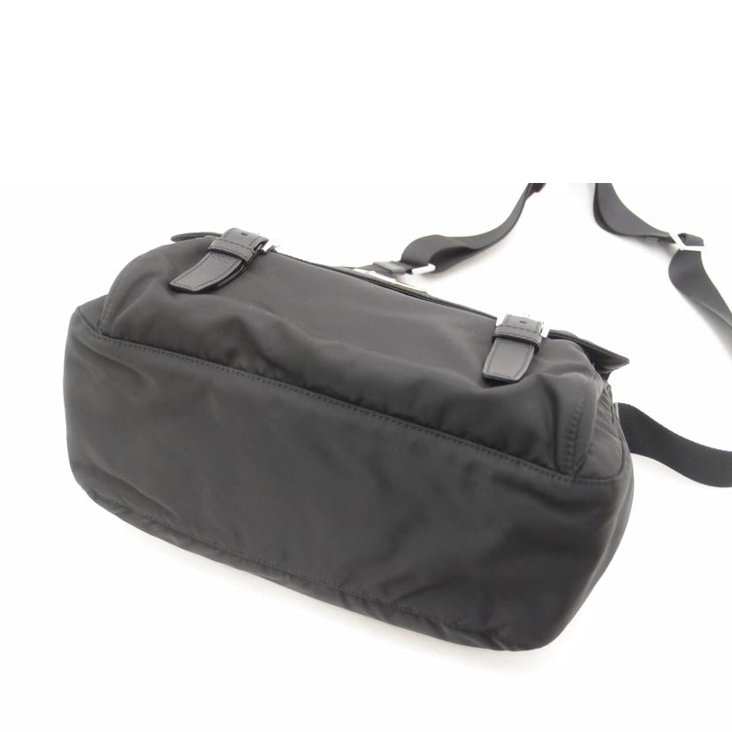 PRADA プラダ ショルダーバッグ 斜め掛け 肩掛け 黒 レディース メンズ/ナイロンショルダー/ブラック/1BD671//RFI*******/SAランク/69