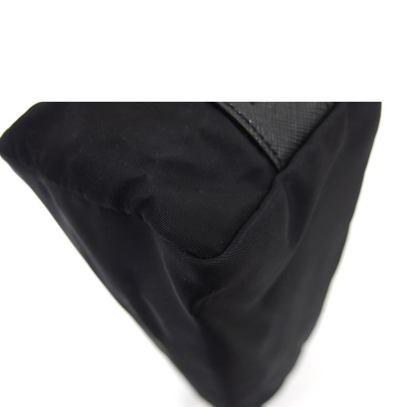 PRADA プラダ コスメポーチ/ナイロンマルチポーチ/ブラック//236/ABランク/04