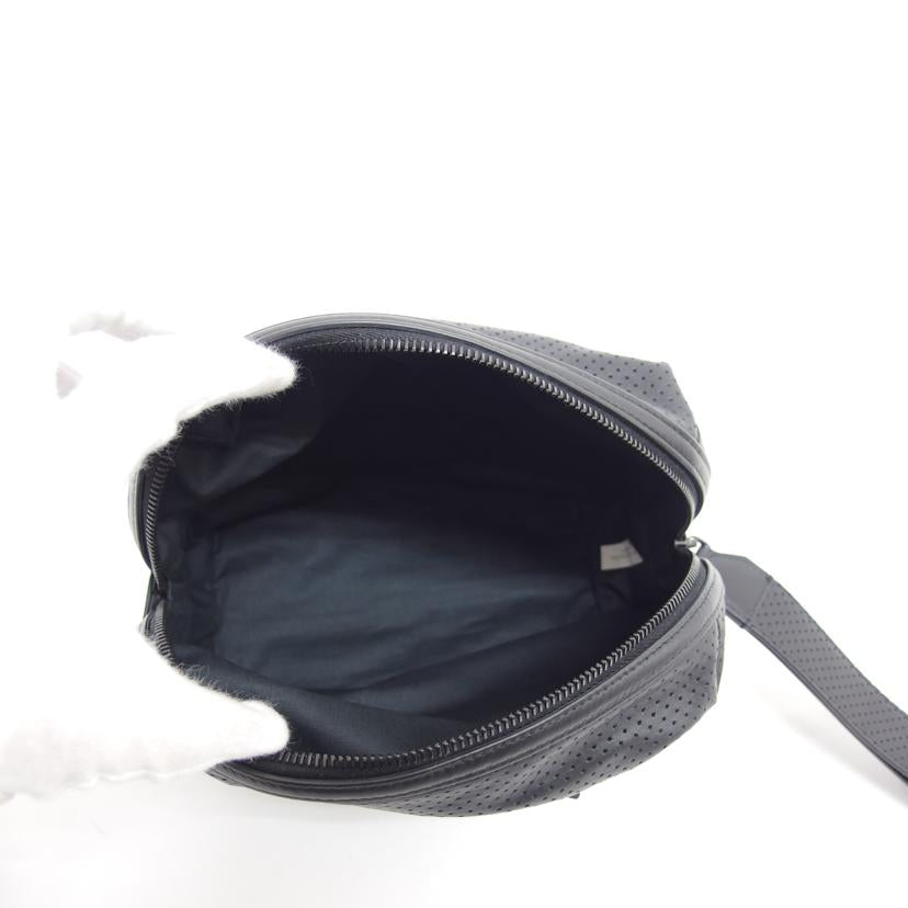 BOTTEGA VENETA ボッテガヴェネタ/パンチングレザー/マルチポーチ/ブラック//B07*******/Aランク/04