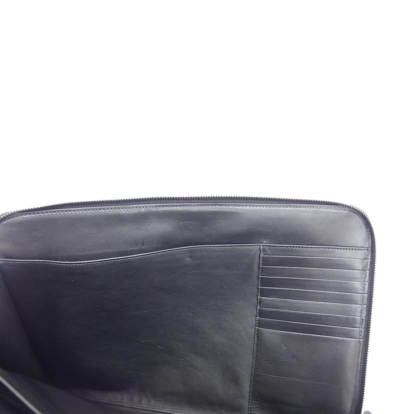 BOTTEGA VENETA ボッテガヴェネタ/パンチングレザー/クラッチバッグ/ブラック//B07*******/ABランク/04