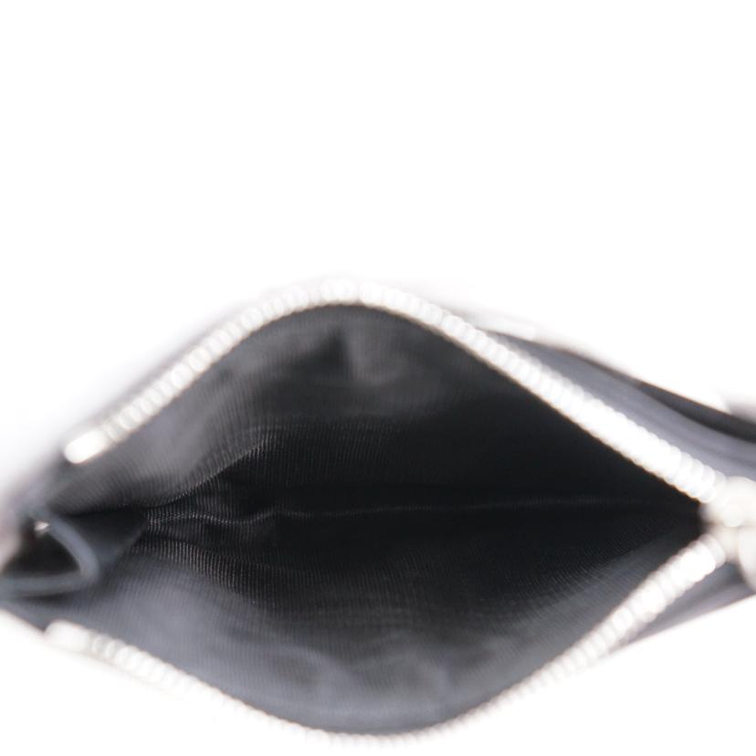 GUCCI グッチ/GGスプリームBEE パスケース/597555//1147/SAランク/67