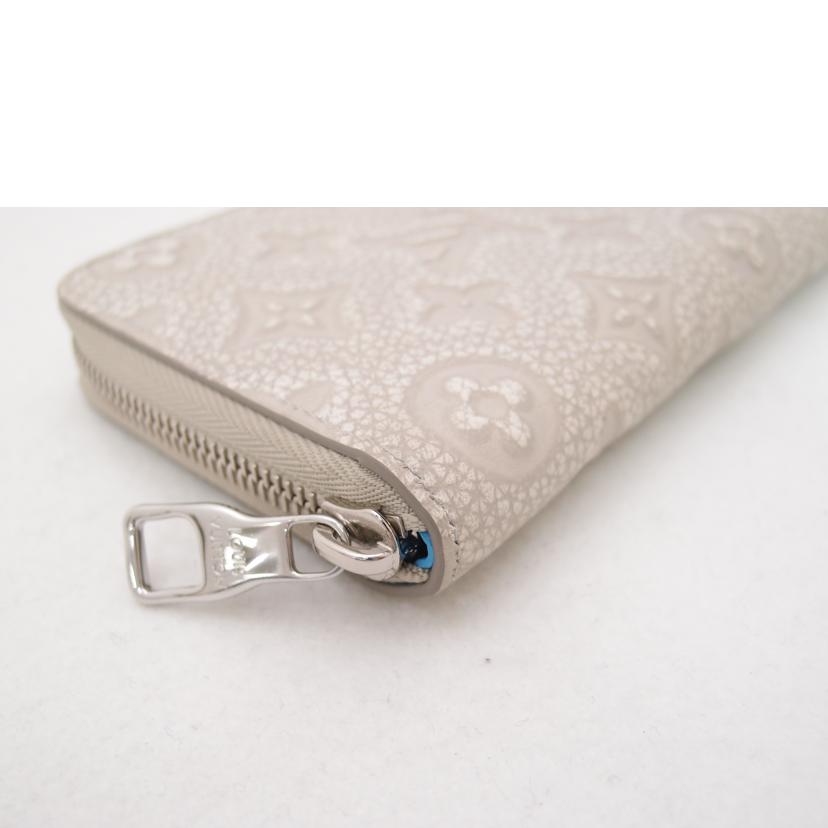 LOUIS VUITTON ルイヴィトン 2022年秋冬コレクション ラウンドファスナー長財布 チョークホワイト モノグラムエンボス レディース メンズ/ジッピーウォレット・ヴェルティカル/トリヨンクライミング/M81573//RFI****/Aランク/69