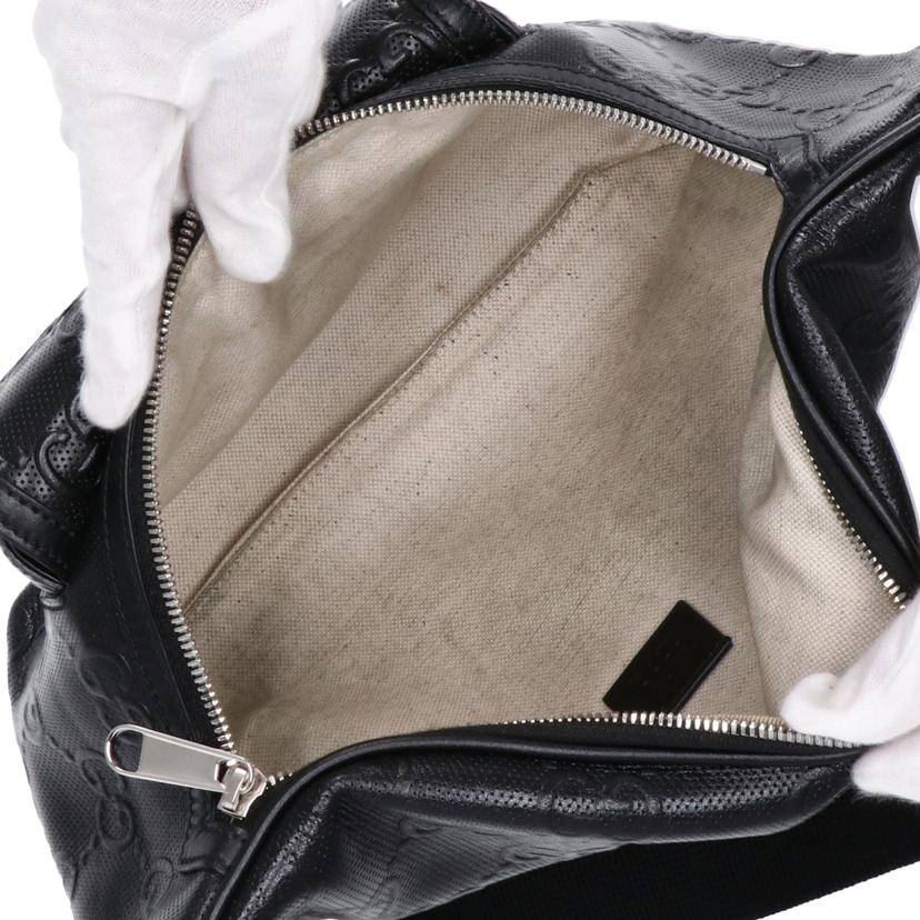 GUCCI グッチ/GGエンボスレザーボディバック/645093//525***/ABランク/75