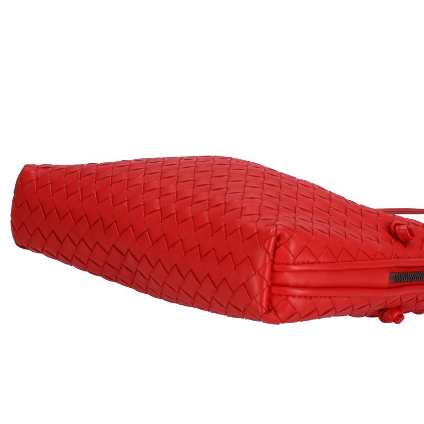 BOTTEGA VENETA ボッテガヴェネタ/イントレチャートレザーショルダーバッグ/245354//B08*******/ABランク/91