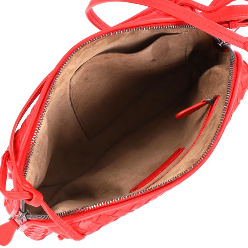 BOTTEGA VENETA ボッテガヴェネタ/イントレチャートレザーショルダーバッグ/245354//B08*******/ABランク/91