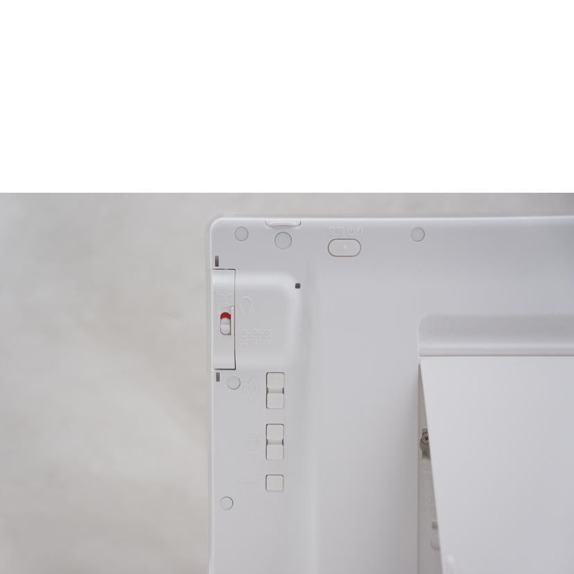 Panasonic パナソニック/ポータブルTV/UN-10E10D/UN-10E10D//VP1CA001555/ABランク/67