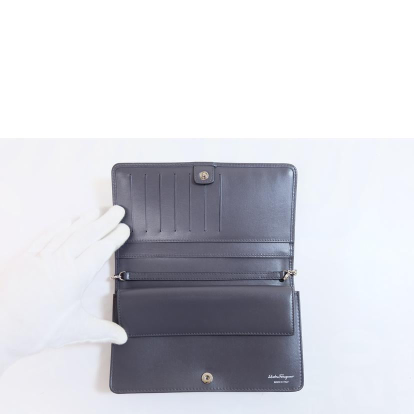 Ferragamo サルバトーレフェラガモ/チェーンウォレット//Aランク/71