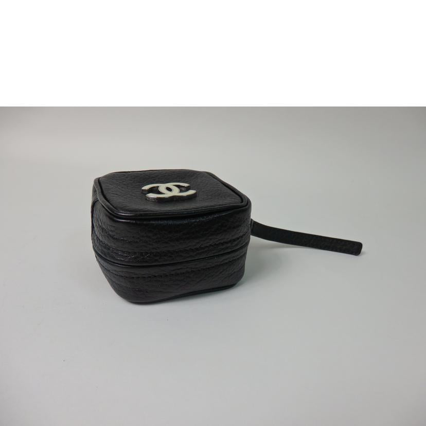 CHANEL シャネル/ココマークレザーポーチ/黒/A25467//8953782/SAランク/84