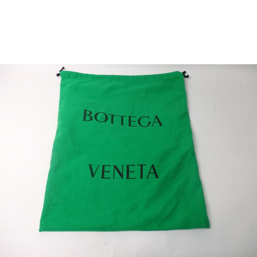 BOTTEGA VENETA ボッテガヴェネタ/パデッドテック・カセット/イントレチャート/ナイロン/ショルダーバッグ/628951//B09850392L/Aランク/84