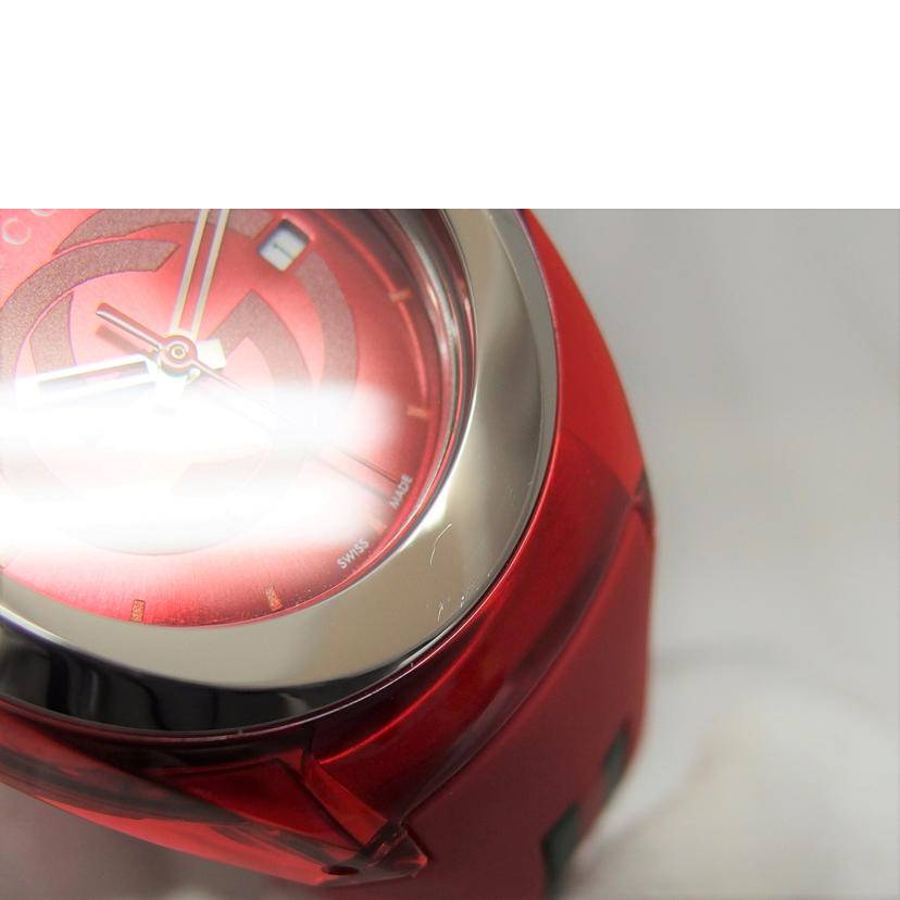 GUCCI グッチ/シンク/GGレッド文字盤/デイトウォッチ/クォーツ/YA137303//17982800/ABランク/04